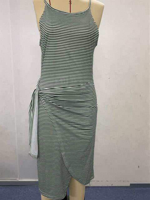 Damen Wickelkleid mit auffälligem Streifenmuster und taillierter Silhouette EB