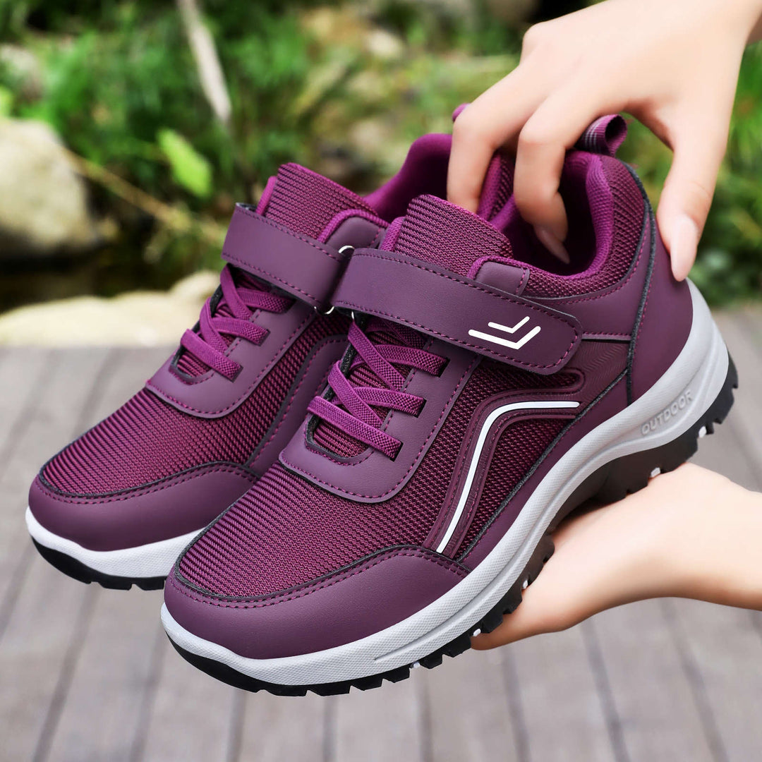 Damen Sportliche Outdoor-Sneakers mit robustem Sohlen-Design EB