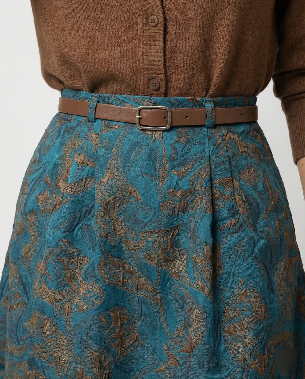 Damen Polo Cardigan Zopfmuster Midirock mit hohem Bund, Jacquardstruktur, dezenter Faltenlegung und Eingrifftaschen EB
