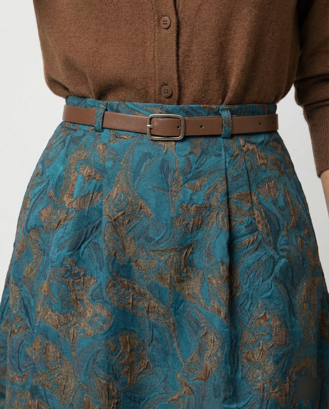 Damen Polo Cardigan Zopfmuster Midirock mit hohem Bund, Jacquardstruktur, dezenter Faltenlegung und Eingrifftaschen EB