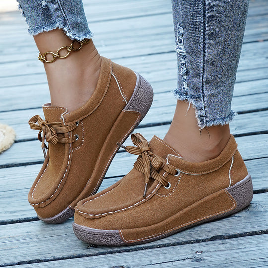 Damen komfortable Sneaker mit weichem Obermaterial und rutschfester Sohle EB