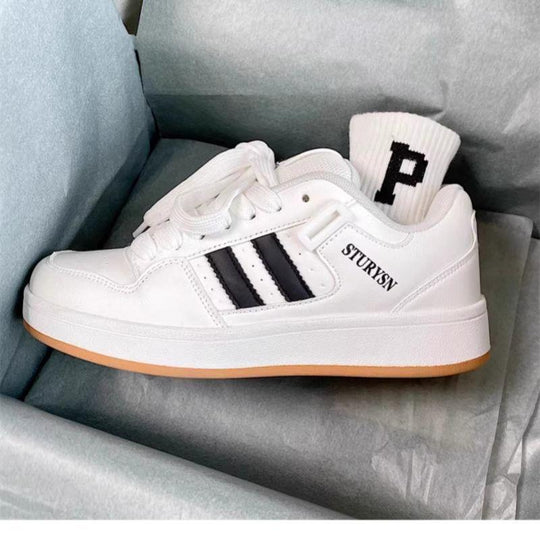 Damen Sportliche Sneakers mit atmungsaktiver Oberflächenstruktur und stabiler Gummisohle EB