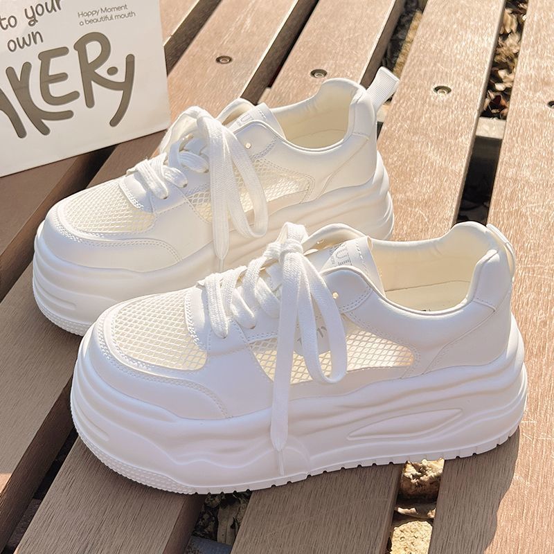 Damen Plateau-Wedge-Sneaker mit atmungsaktiven Mesh-Einsätzen und skulptierter Komfortsohle EB