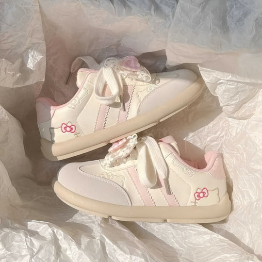 Damen Sportliche Sneaker mit einzigartigen Tiermotiven und dekorativer Schnürung EB