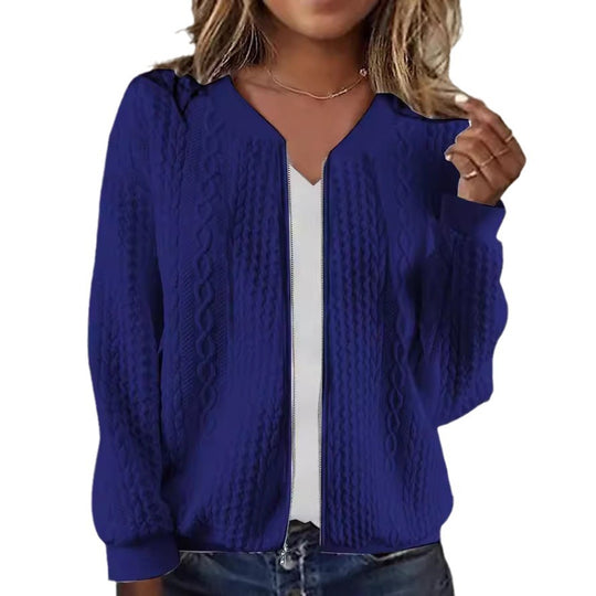 Damen Strickjacke mit modernem Kabelstrickmuster und eleganter Schnittführung EB