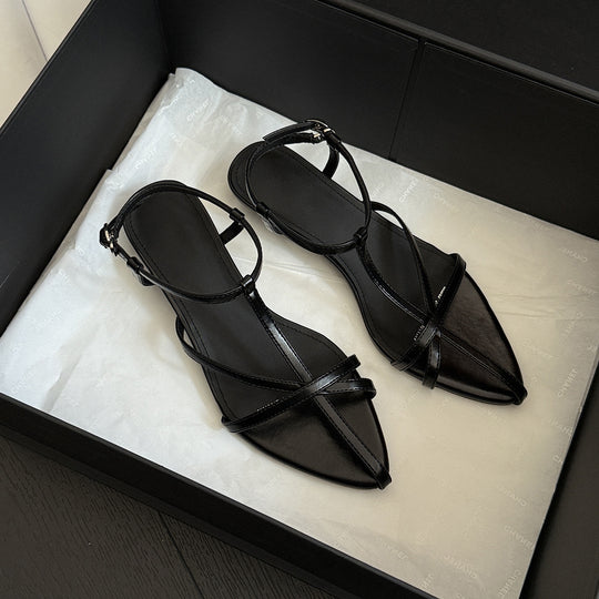 Damen Elegante Sandalen mit modischem Schnitt und hochwertigem, glänzendem Obermaterial EB