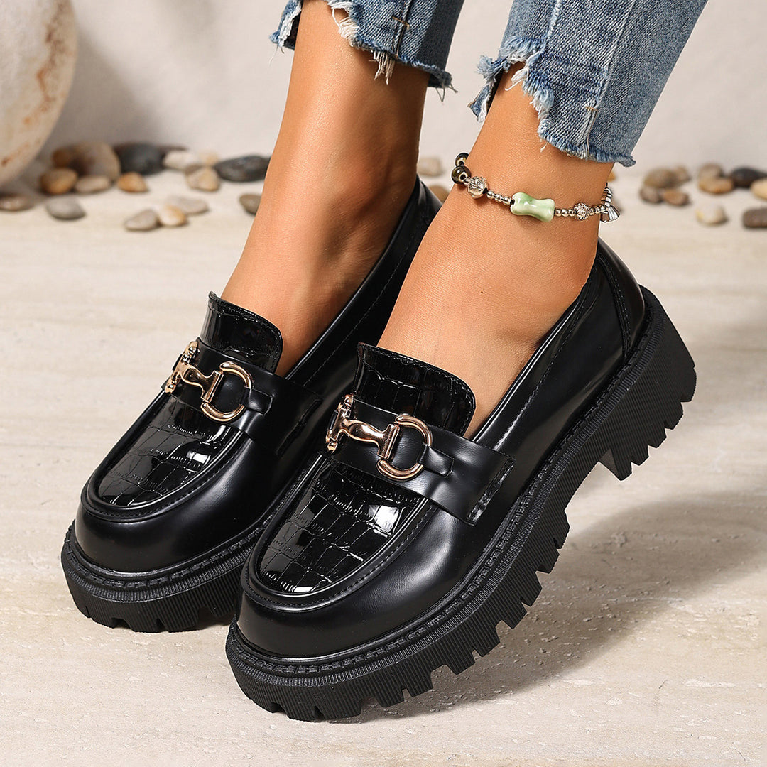 Damen Mokassins mit glänzender Lackoberfläche und robustem Profil EB