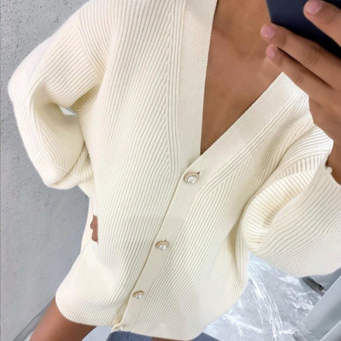 Damen Übergroße Strickjacke mit tiefem V-Ausschnitt und eleganten Knöpfen EB