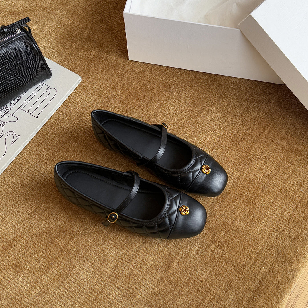 Damen Ballerinas im klassischen Design mit dekorativem Riemen EB