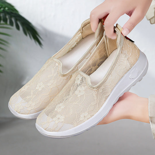 Damen Slip-On Freizeitschuhe mit floraler Spitze EB