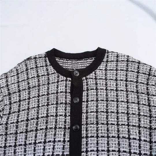 Damen Strickjacke im klassischen Karomuster EB