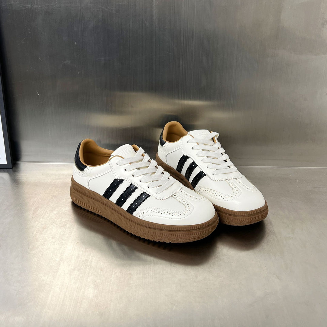 Damen sportliche Retro-Sneakers mit klassischem Design und atmungsaktiver Oberkonstruktion EB