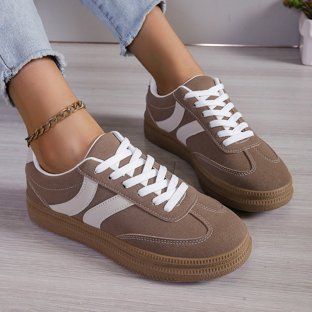 Damen Sportliche Sneakers mit anatomischer Dämpfung und klassischem Design EB
