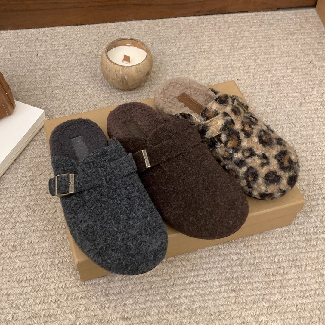 Damen Clogs aus hochwertigem Wollfilz mit dekorativen Schnallenapplikationen EB