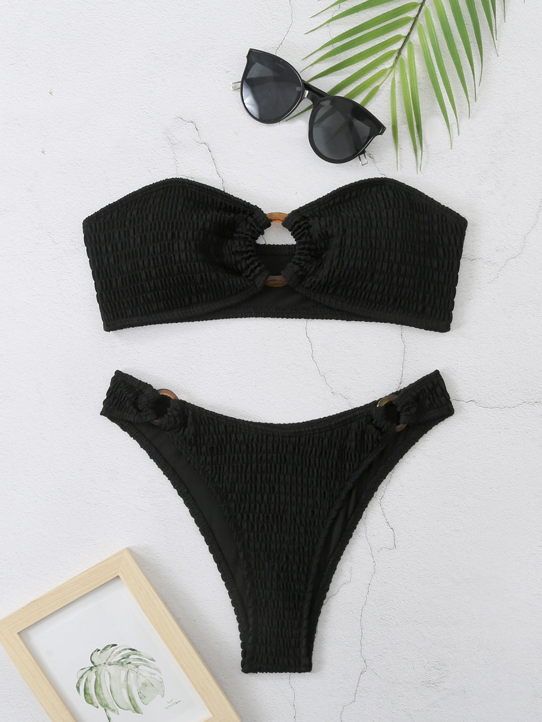 Damen Bikini-Set mit strukturiertem Bustier-Oberteil und hochgeschnittenen Bottoms EB