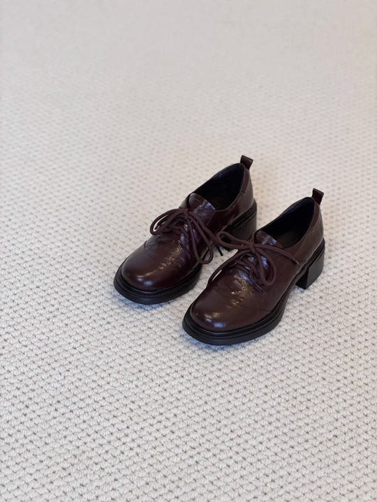Damen Elegante Schnürschuhe mit modernem Blockabsatz und glänzender Oberfläche EB