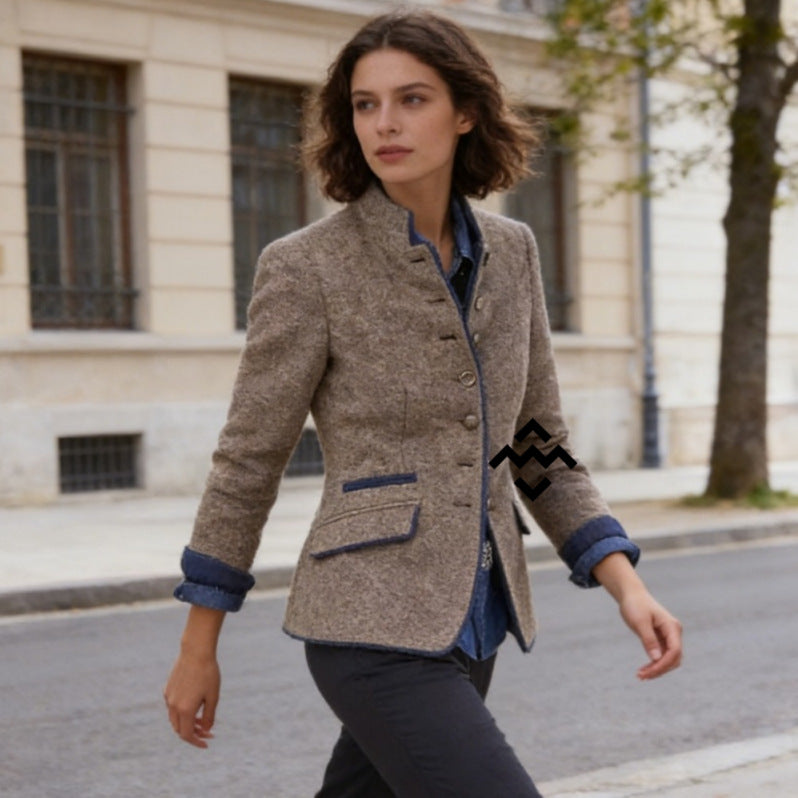 Damen nan klassische Trachtenjacke mit Stehkragen und dekorativen Zierknöpfen EB