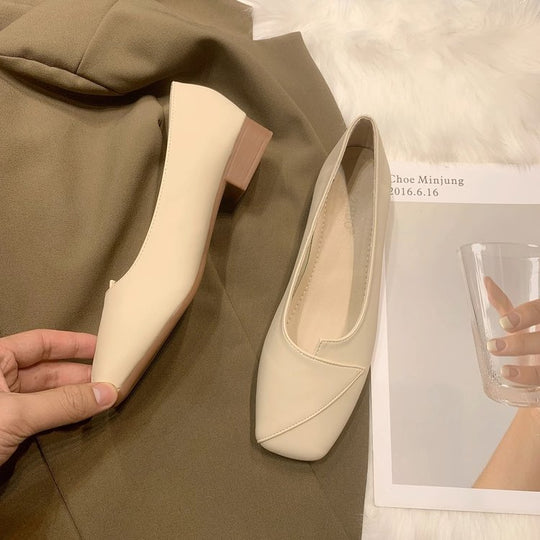 Damen elegante Ballerinas mit modischem Schnitt und komfortablem Fußbett EB