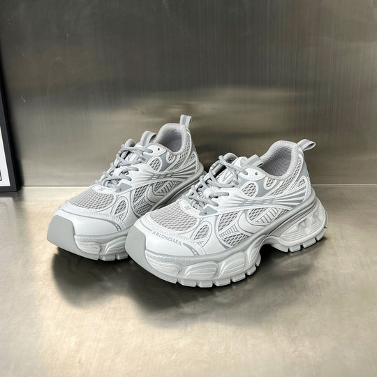 Damen moderne Laufschuhe mit innovativer Dämpfungstechnologie EB