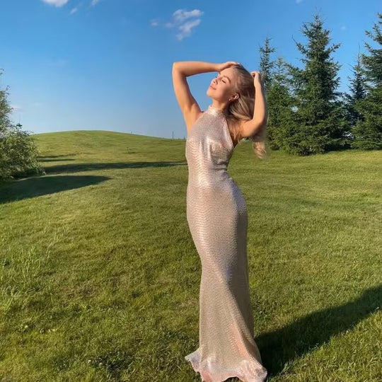 Damen Abendkleid mit funkelndem Pailletten-Design und elegantem Halterneck EB