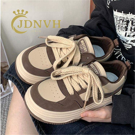 Damen modische Sneakers mit verstärktem Plateau und einzigartiger Schnürung EB