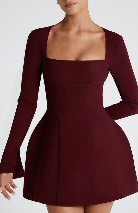 Damen Elegantes Minikleid mit Quadrat-Ausschnitt und ausgestellten Ärmeln EB