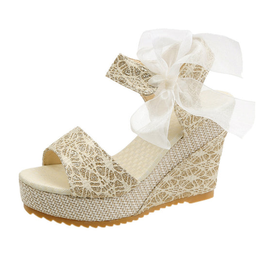 Damen Wedge-Sandalen mit dekorativem Schleifenverschluss und kunstvollem Obermaterial EB