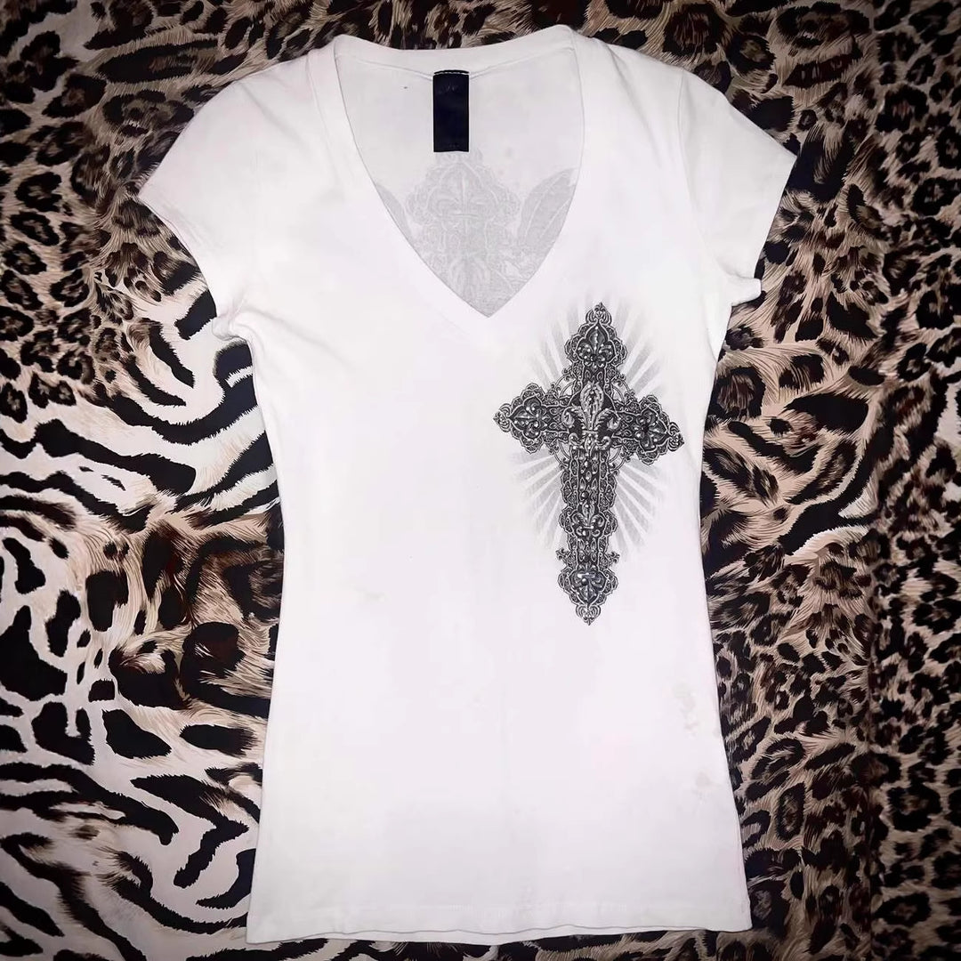 Damen V-Ausschnitt T-Shirt mit kunstvollem Kreuzdesign EB
