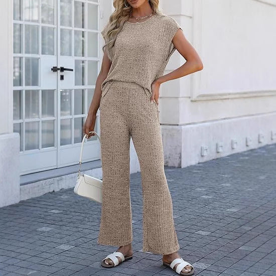 Damen gestrickter Zweiteiler-Anzug EB