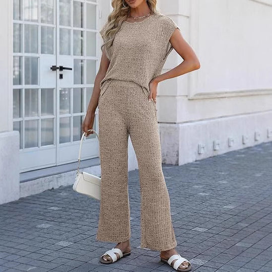 Damen gestrickter Zweiteiler-Anzug EB