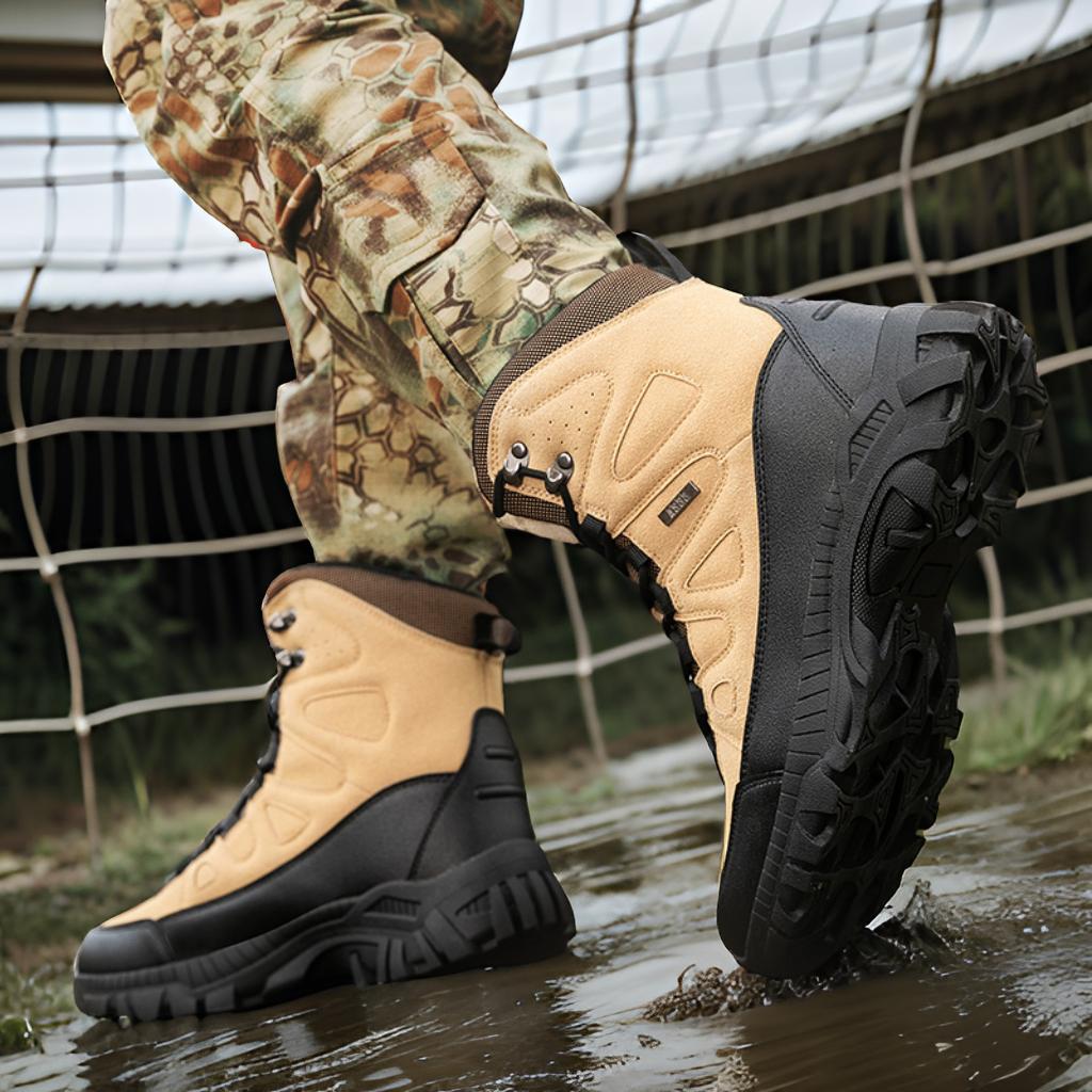 Herren Trekking-Boots mit wasserabweisendem Obermaterial und außergewöhnlichem Grip EB