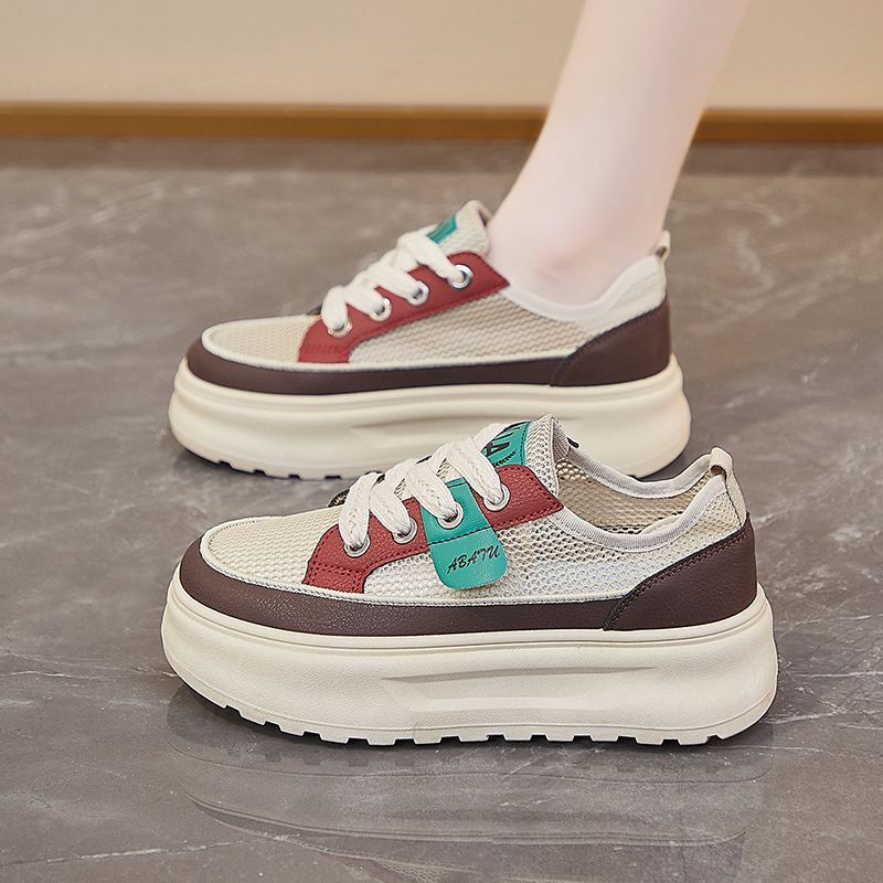 Damen Leichte Wedge‑Sneaker mit Netzgewebe, ergonomischer Memory‑Innensohle und profilierter Laufsohle EB