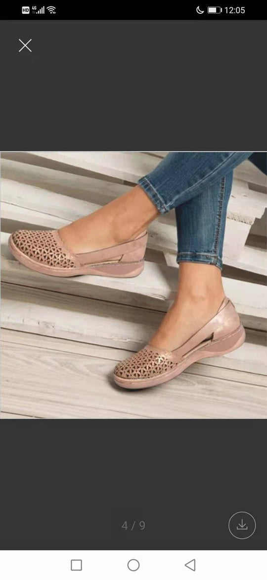 Damen luftige Clogs mit modischen Cut-Outs EB