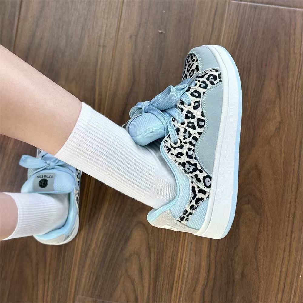 Damen Sportliche Sneakers mit modischem Leo-Muster und bequemer Dämpfung EB