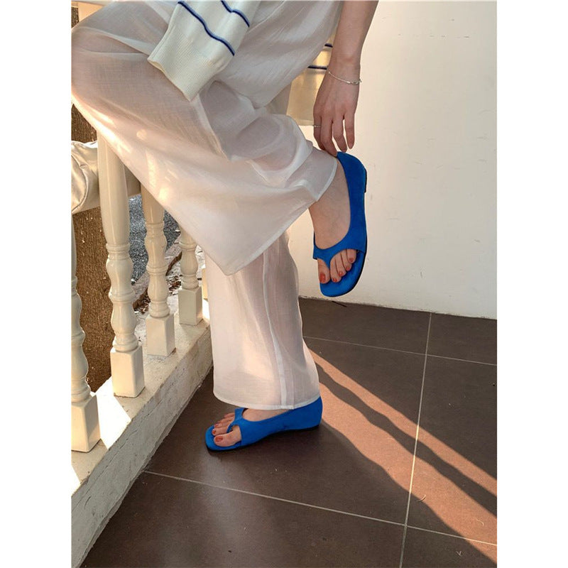 Damen flache Zehentrenner-Sandalen mit elegantem Design EB