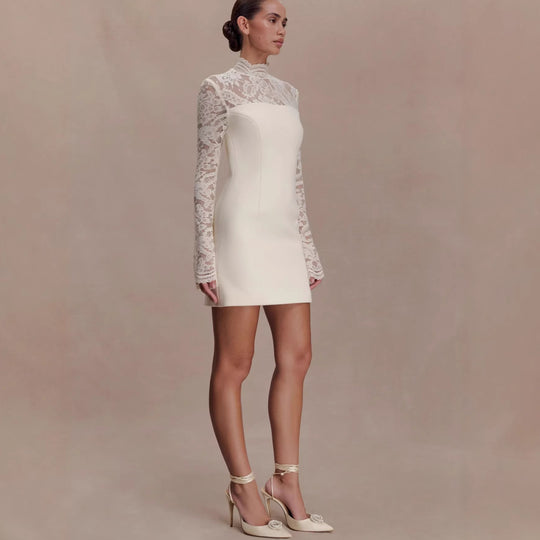 Damen Elegantes Minikleid mit Spitzenoberteil und hochgeschlossenem Kragen EB