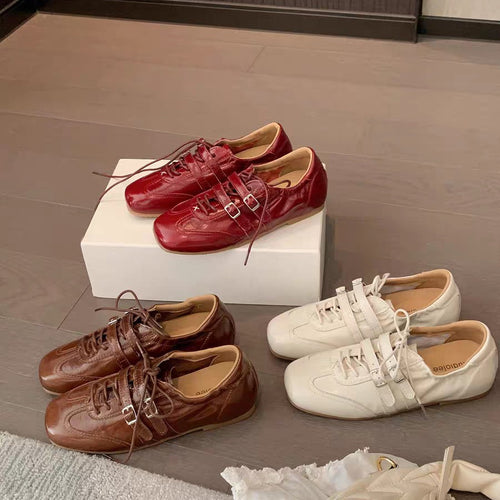 Damen modische Sneakers mit dekorativen Riemen und weichem Innenfutter EB