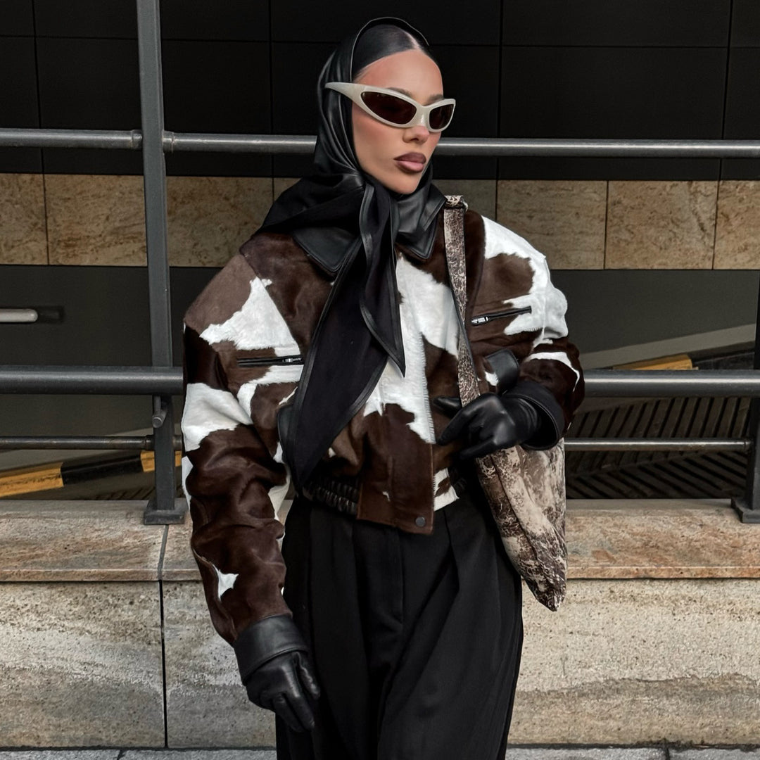 Damen modische Kurzjacke im auffälligen Kuhfell-Look mit akzenten EB