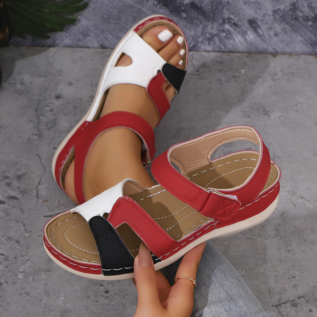 Damen Bequeme Sandalen mit verstellbaren Riemen und ergonomischer Fußbettung EB
