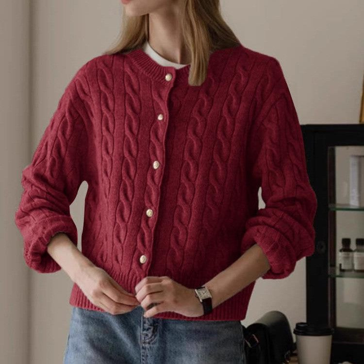Damen Strickjacke mit Zopfmuster und eleganten Knopfdetails EB