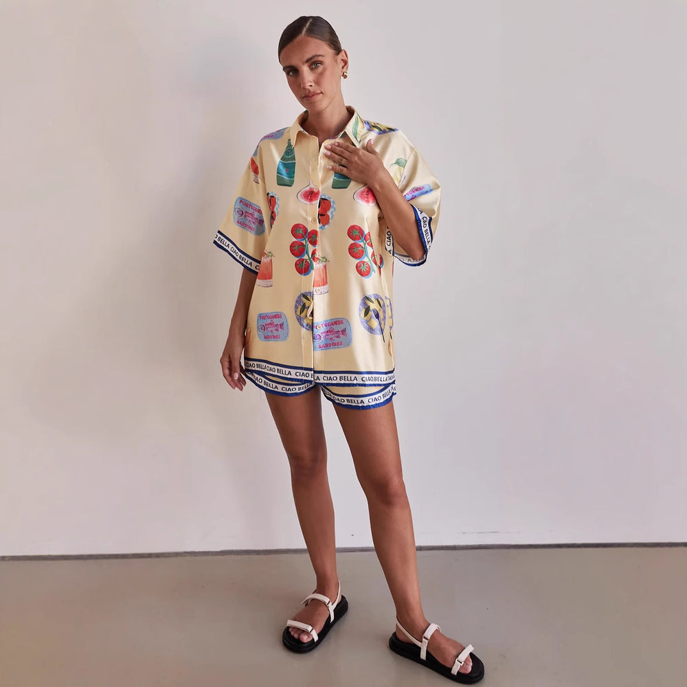 Damen Set bestehend aus stilvollem Kurzarm-Hemd und Shorts im sommerlichen Design EB