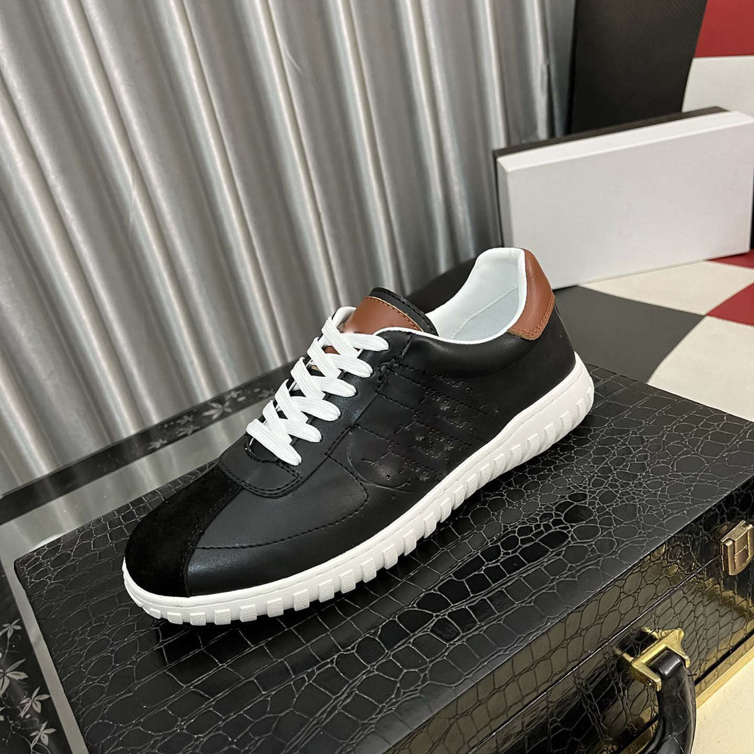 Damen Sportliche Sneaker mit stylischen Lederakzenten EB