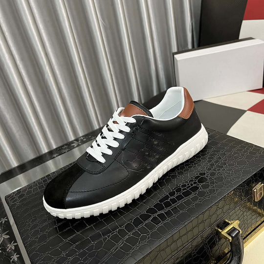 Damen Sportliche Sneaker mit stylischen Lederakzenten EB