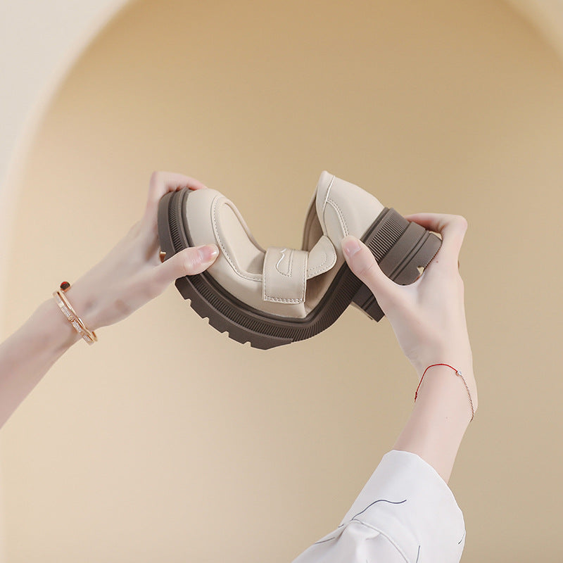 Damen Mokassin-Schuhe mit robustem Plateau und eleganter Schnalle EB