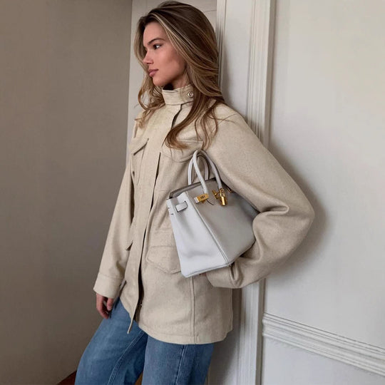 Damen lässige Utility-Jacke mit hohem Kragen und praktischen Taschen EB