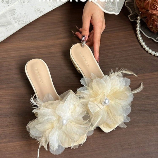 Damen elegante Pantoletten mit floralem Akzent EB