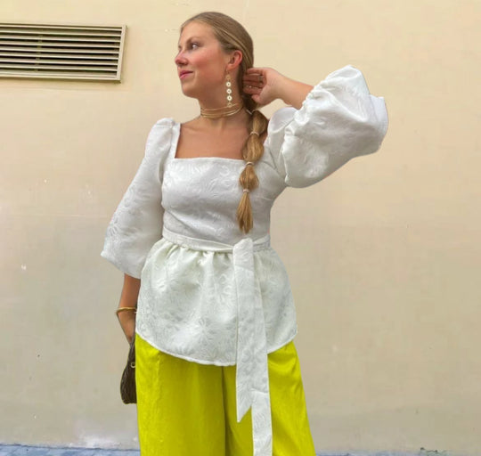Damen Oberteil mit asymmetrischem Rückenausschnitt und Rüschendetails EB
