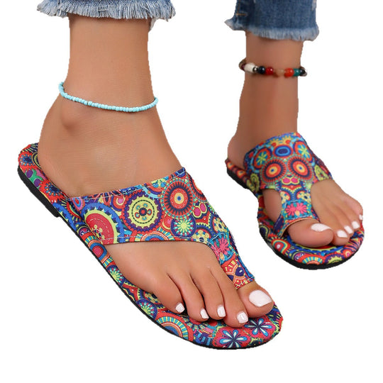 Damen Zehentrenner-Sandalen mit elegantem Muster und komfortablem Fußbett EB