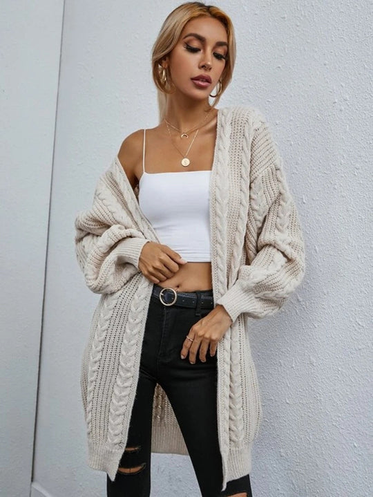 Damen Grobstrick Cardigan mit lässigem Oversize-Schnitt und raffiniertem Zopfmuster EB