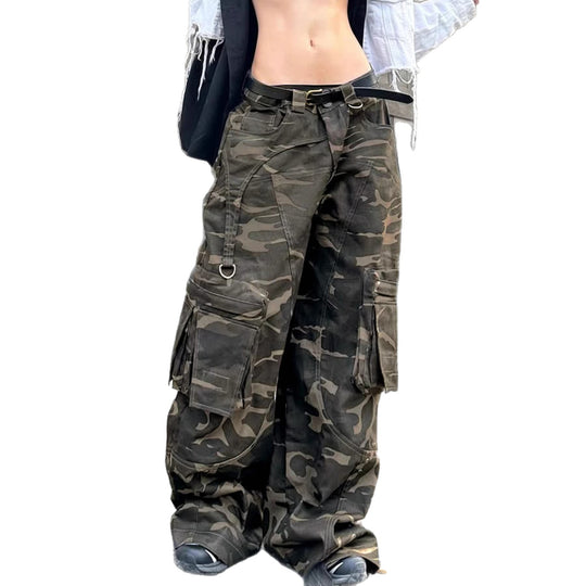 Damen Cargo-Hose im lässigen Camouflage-Stil mit großzügigen Taschen EB